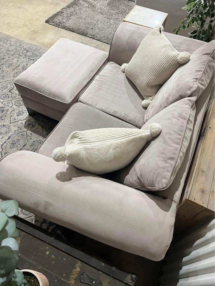 Grey MIcrofiber Love Seat With Ottoman