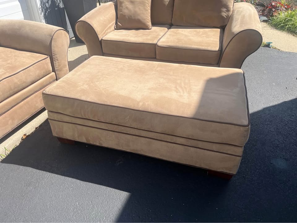 Complete Living Room Set - Loveseat, Oversized Chair, Ottoman