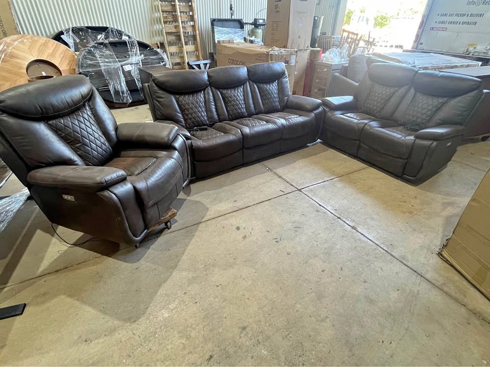 New Open Box 3 Piece Power Living Room Leather Recliner Set