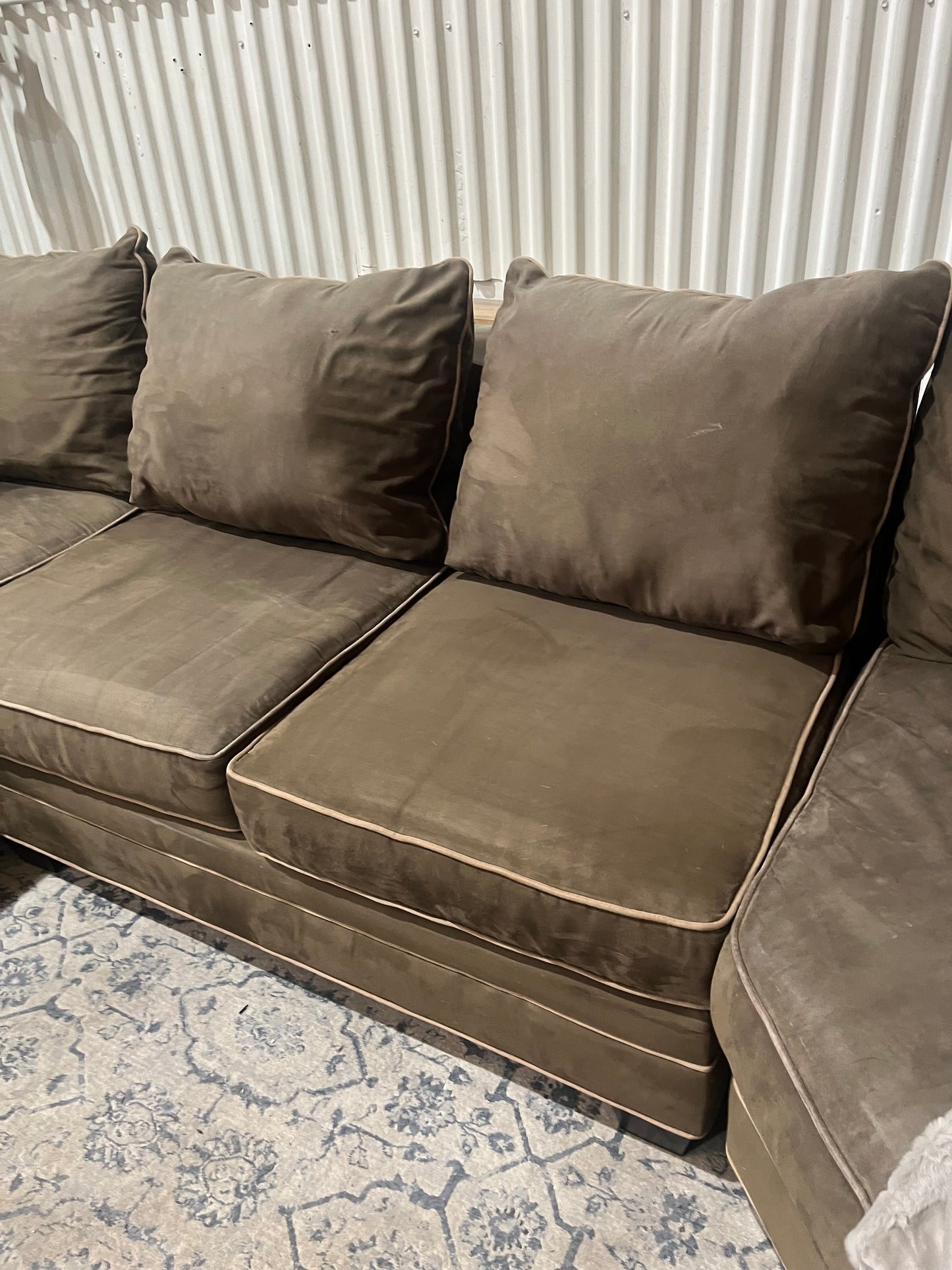 Cuddle Corner Sectional with Chaise Lounge