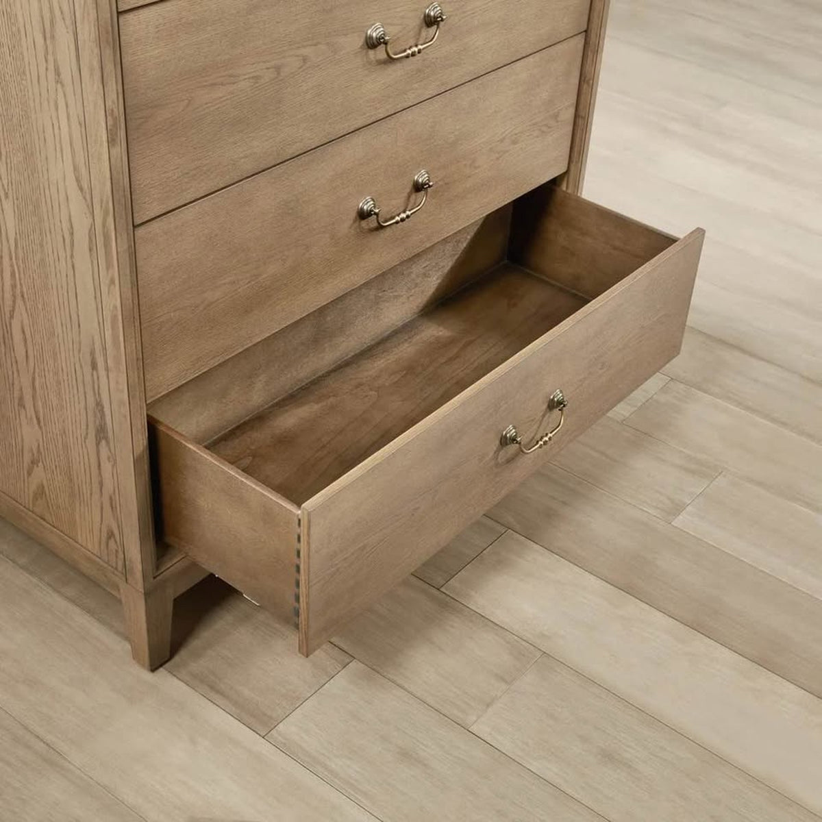 5-Drawer Oak Dresser – Flexsteel Arlington – Retail $1,449 – Delivery Available