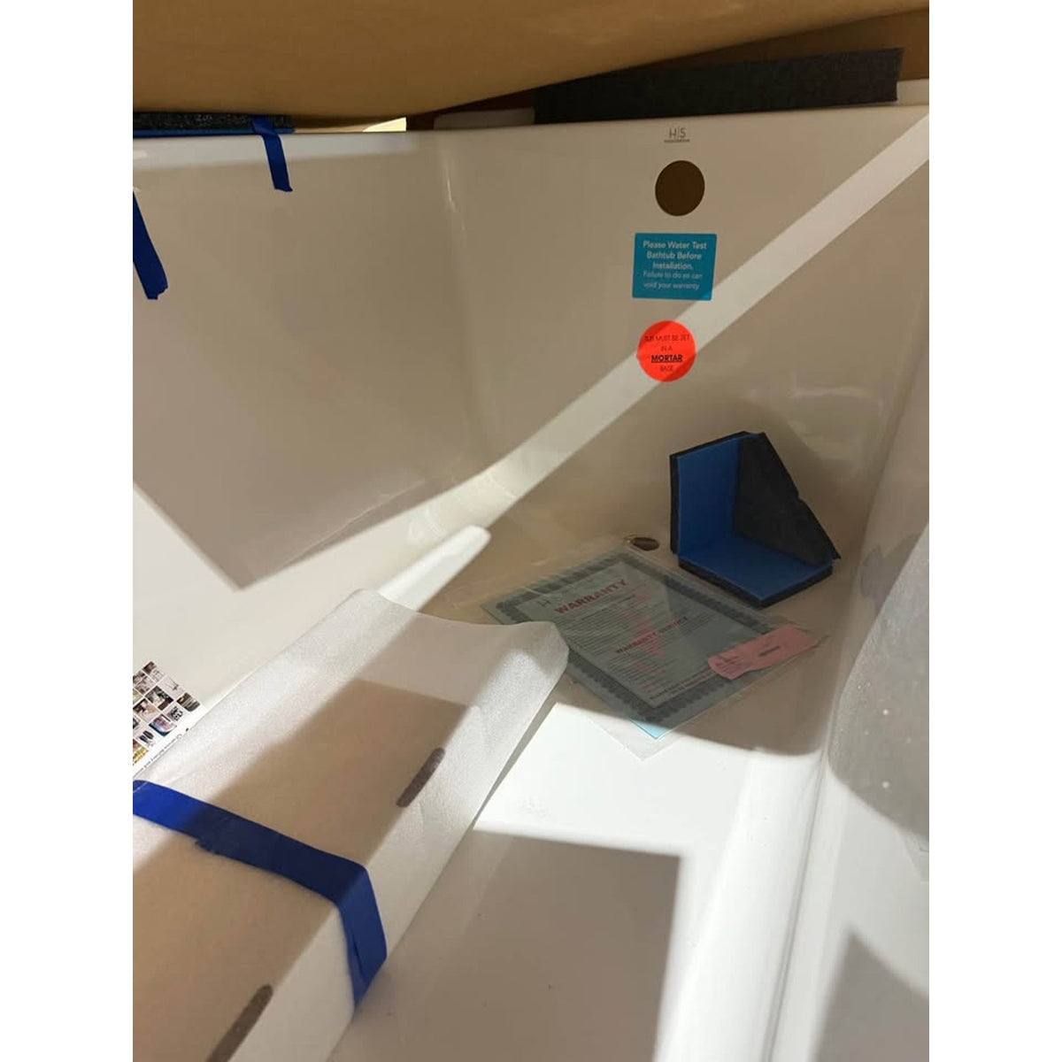 New Soaking Bathtub Hydro Systems Sydney 72” Alcove - $2,605 Retail – Delivery Availablee