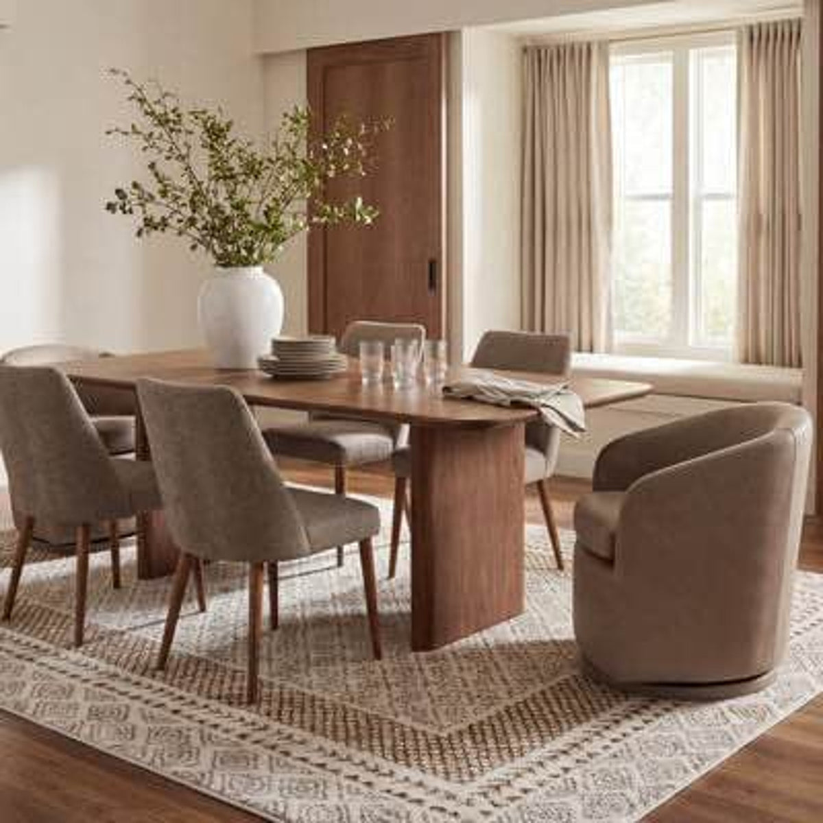 New Surya Freud 9’2” x 12’ Area Rug – $715 Retail – Delivery Available