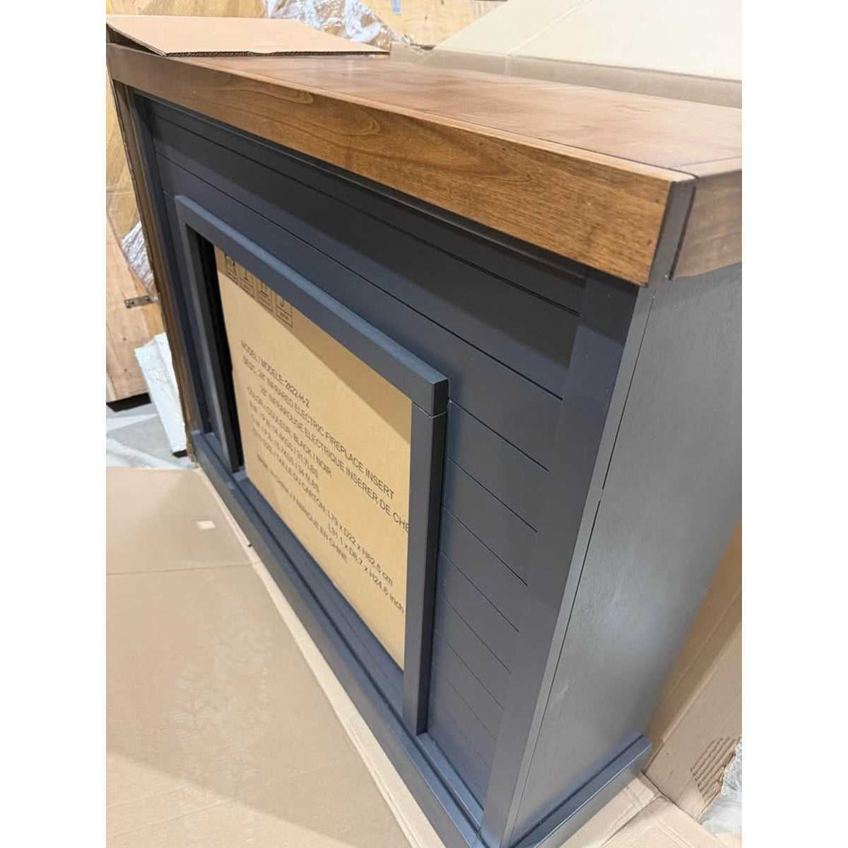 New 48” Electric Fireplace & Mantle Adjustable Flame/Heat Remote $1299 Delivery Available