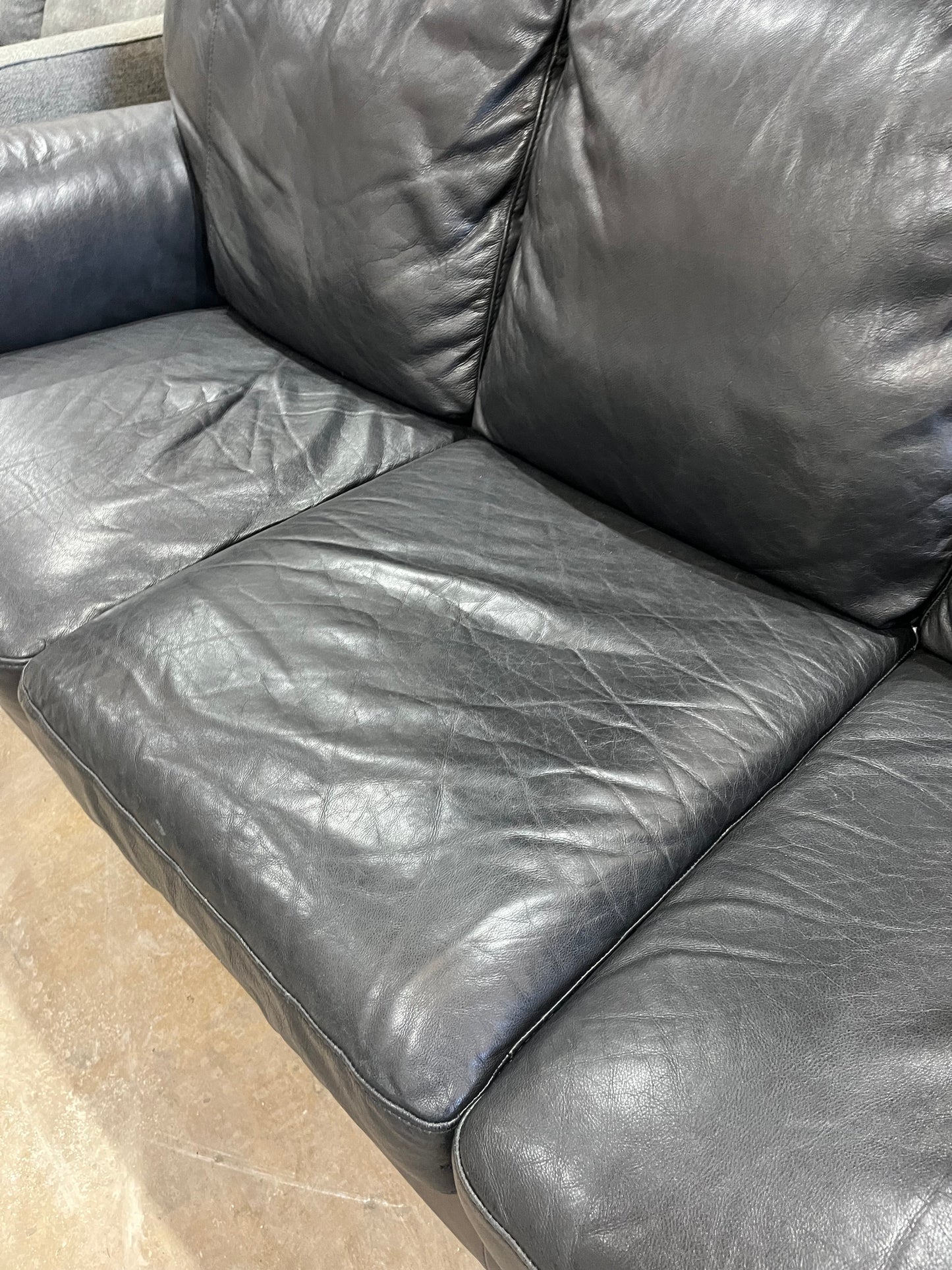 Genuine Italian Leather Sofa Couch - Black - Natuzzi Brand