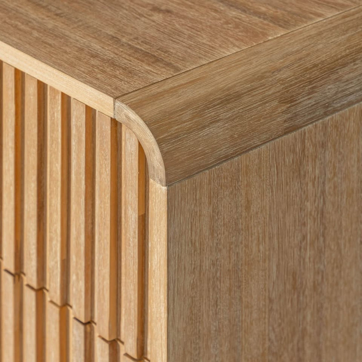New Modrest Mikala 4-Drawer Natural Oak Chest – Retail $965 – Delivery Available