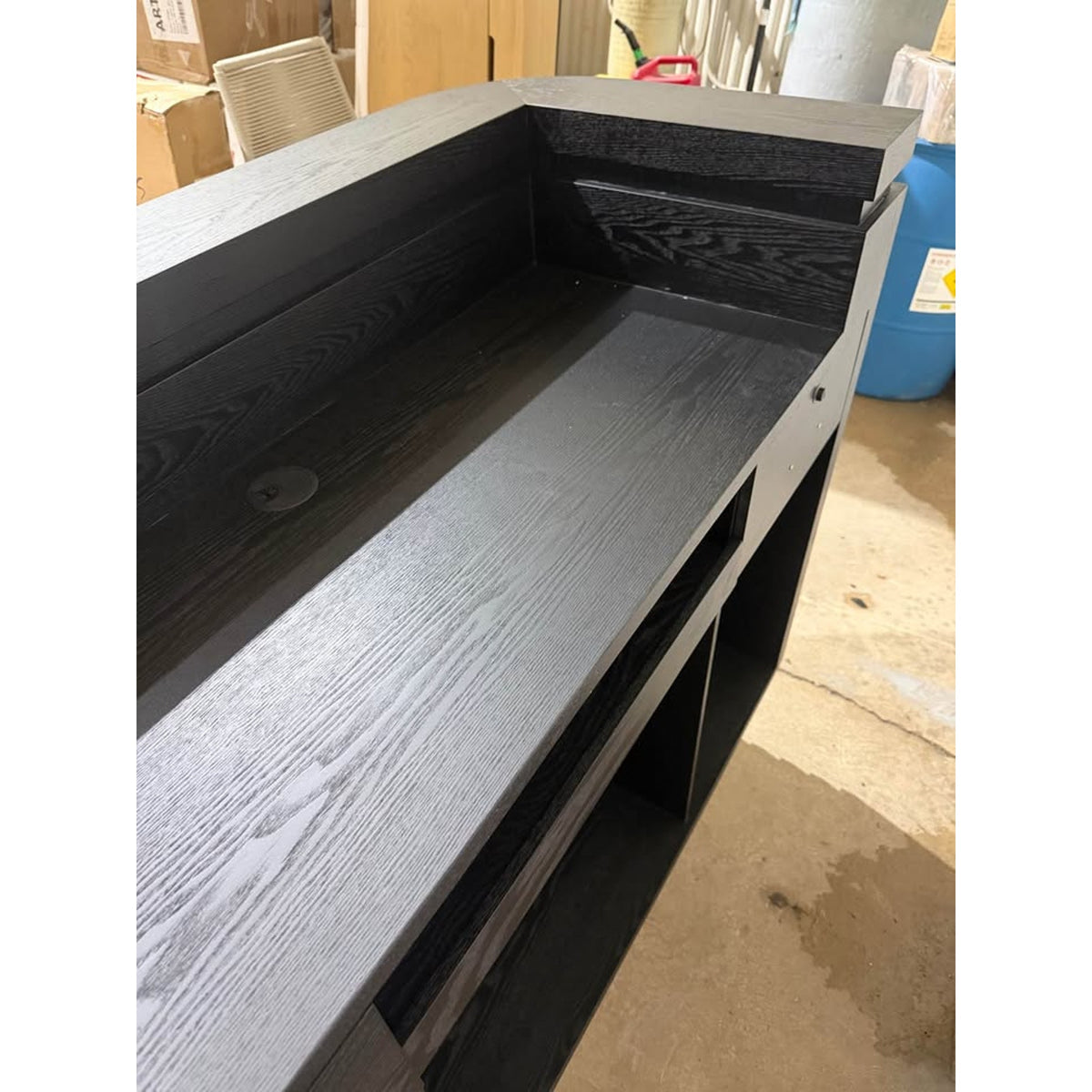 Modern Curved Fluted Reception Desk / Checkout Counter – Commercial Grade | Small Defects