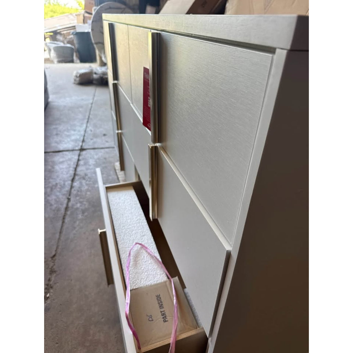 New White 6-Drawer Dresser - Willa Arlo Interiors Jelissa – New Open Box – Delivery Available