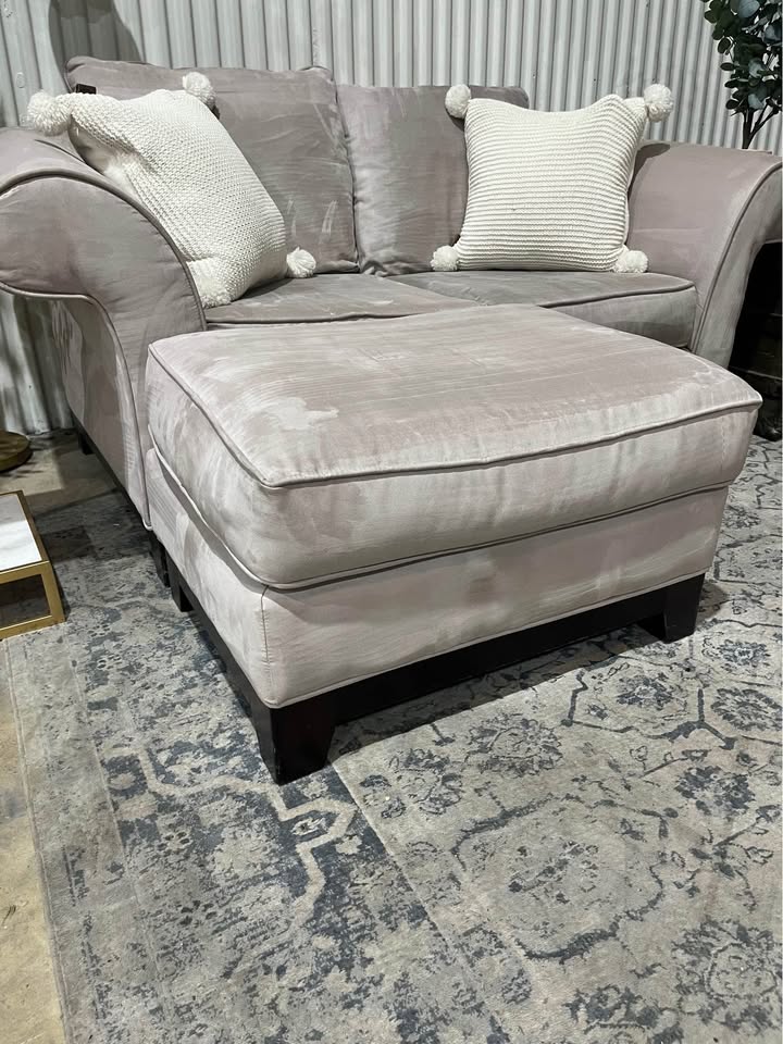 Grey MIcrofiber Love Seat With Ottoman
