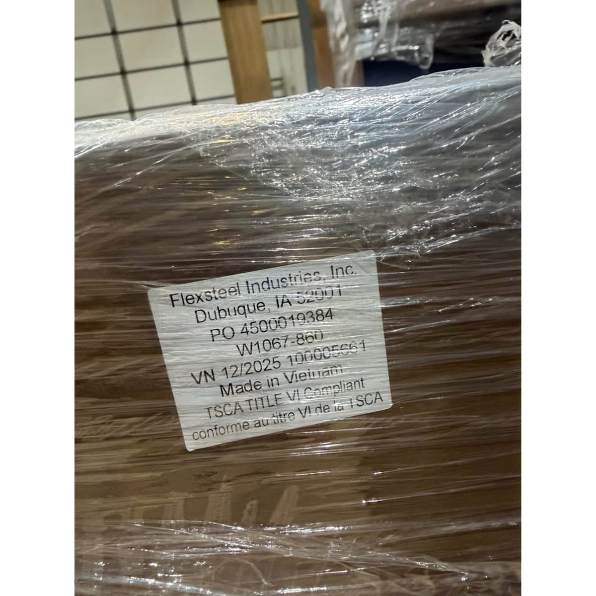 New Flex-steel Verona  6-Drawer Dresser – $1,892 Retail – Open Box – Delivery Available