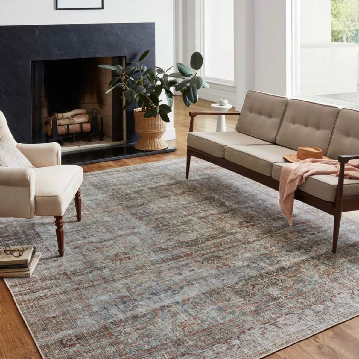 New Chris Loves Julia x Loloi Jules 9’6” × 14’ Area Rug – New Open Box - Delivery Available