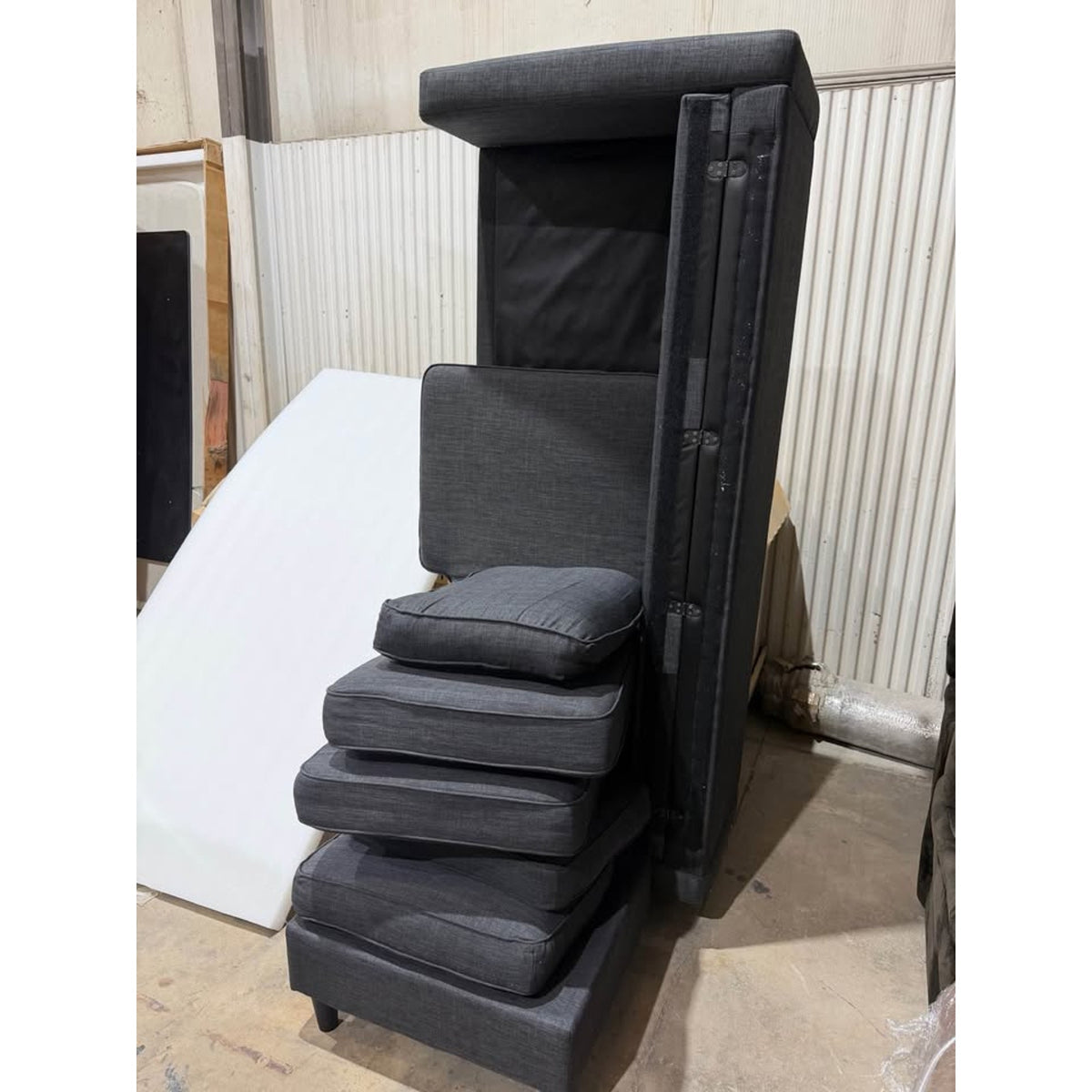 Black Reversible Sectional Sofa Couch - Chaise Lounge - Cleaned & Comfy - 2pcs Delivery Available