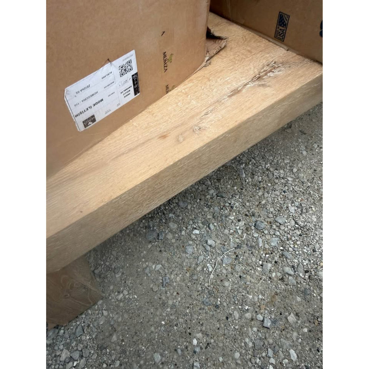 New Fairfield Chair Hudson 64” Reclaimed Wood Coffee Table – Retail $1,973 – Delivery Available