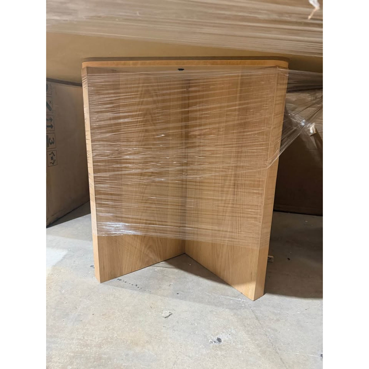 New 60” Round Oak Pedestal Dining Table – $1,280 Retail – open box - Delivery Available