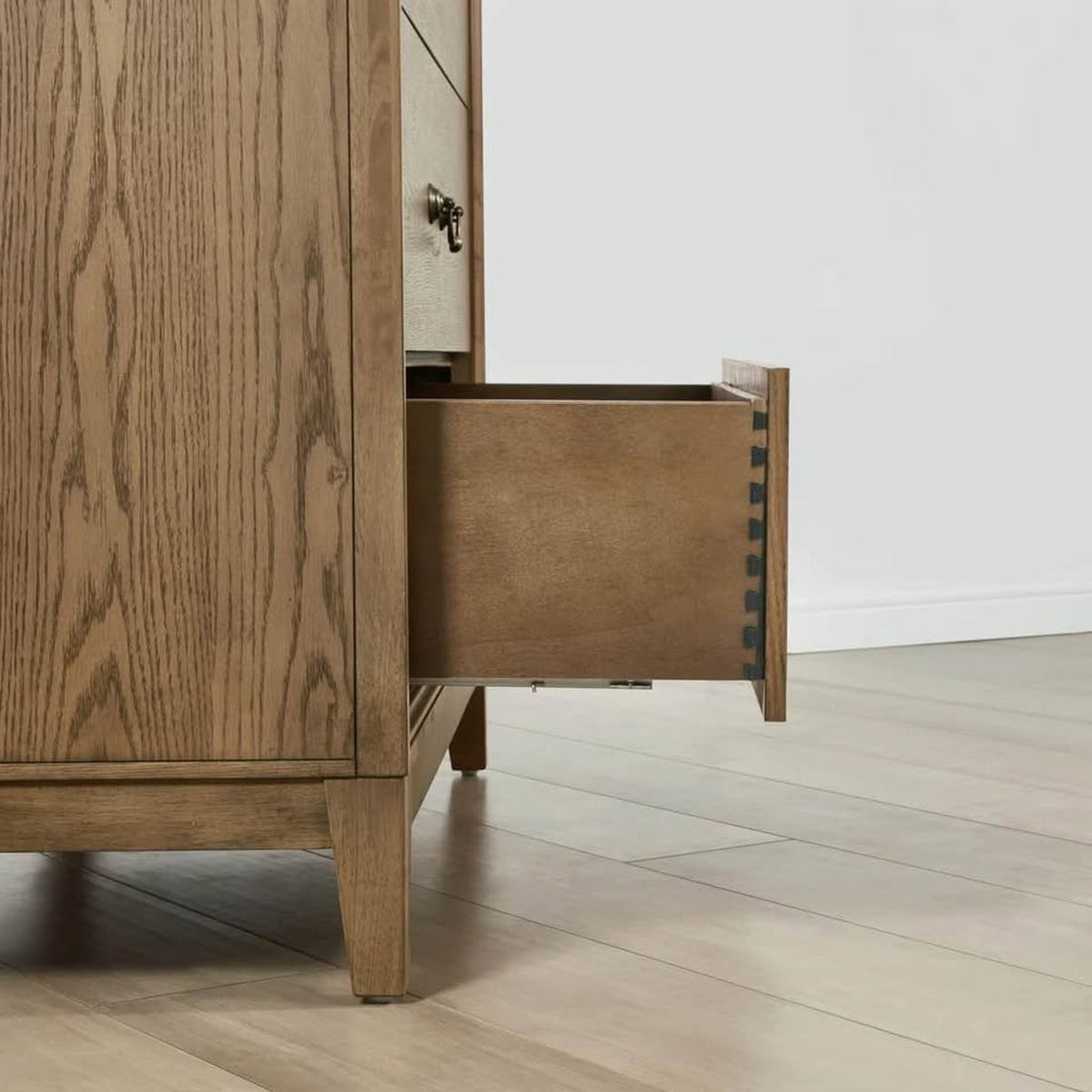 5-Drawer Oak Dresser – Flexsteel Arlington – Retail $1,449 – Delivery Available