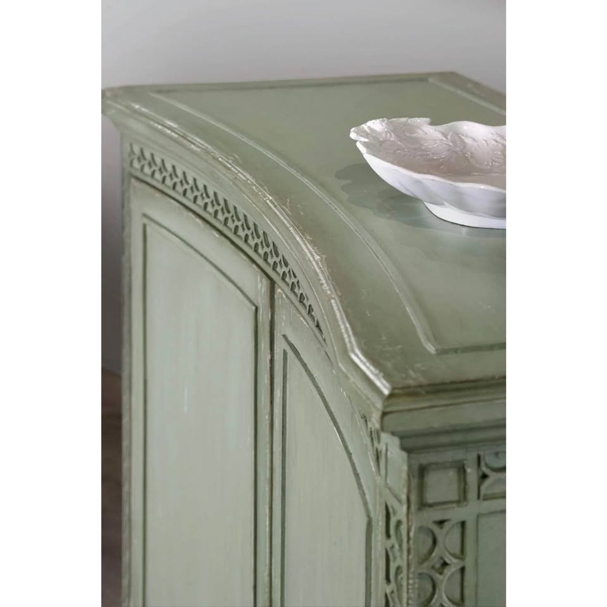 Accent Chest – Hooker Furniture Charleston – Retail $2,439 – Delivery Available