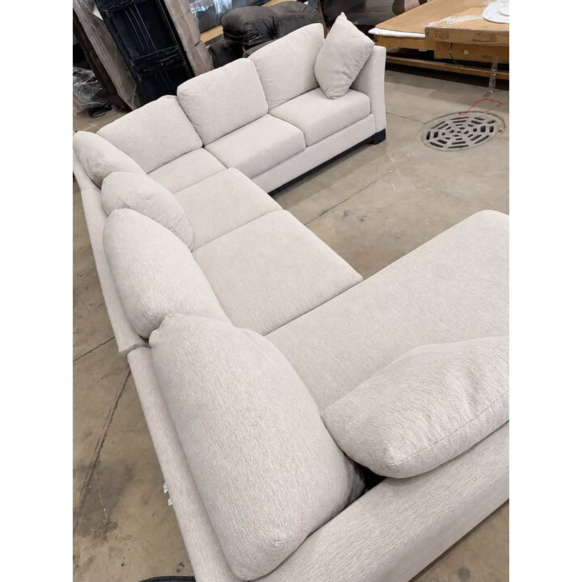 Macy’s Radley Sectional w/ Left Chaise + Pull-Out Sleeper – Cleaned & Comfy - Delivery Available