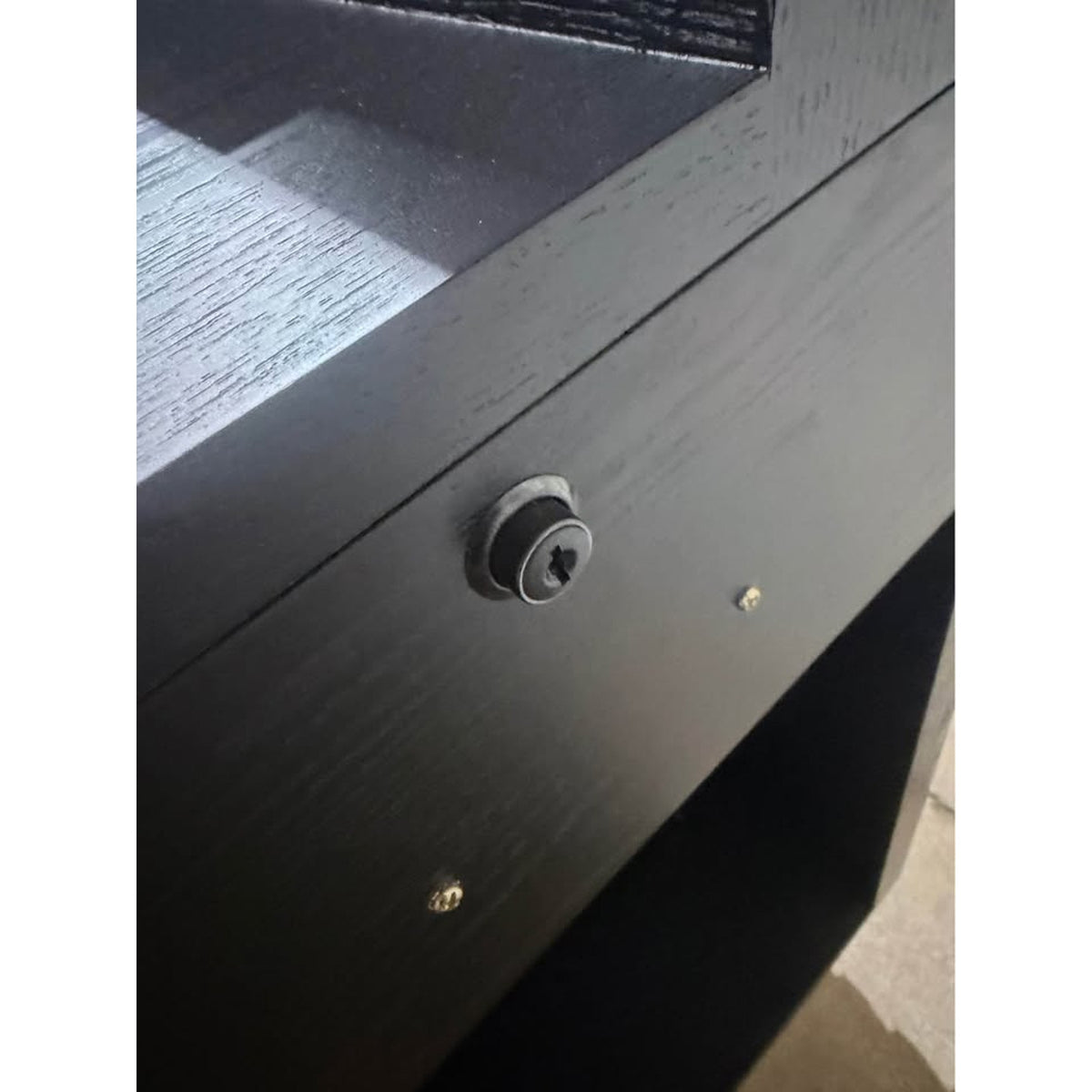 Modern Curved Fluted Reception Desk / Checkout Counter – Commercial Grade | Small Defects