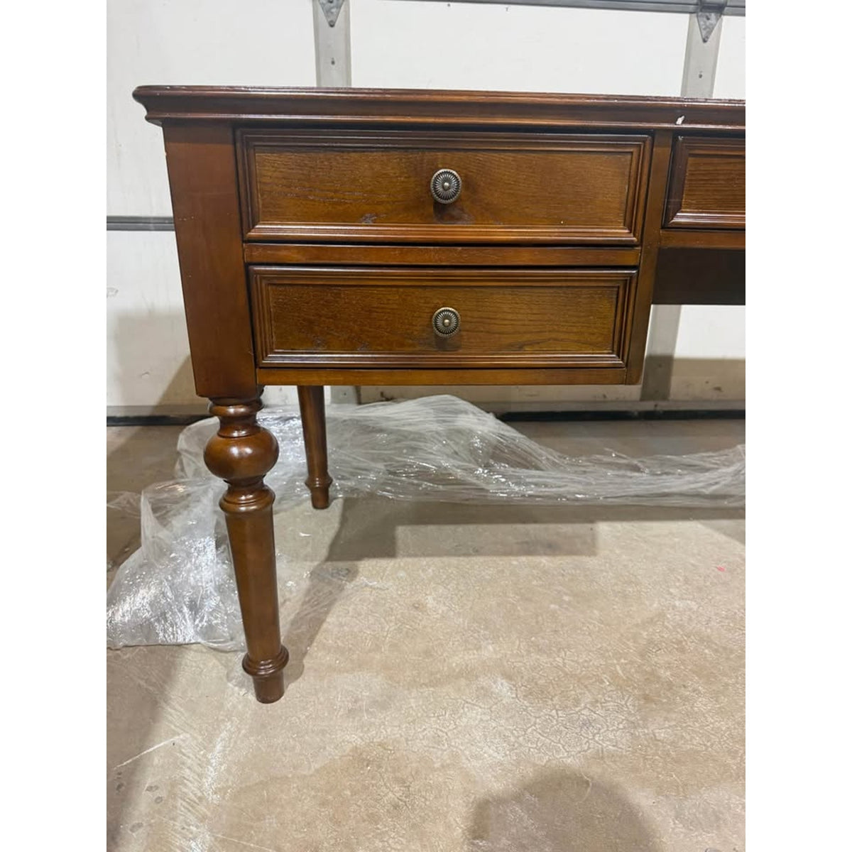 New 70” Traditional Solid Wood 5-Drawer Executive Desk – Retail $1,000+ – Delivery Available