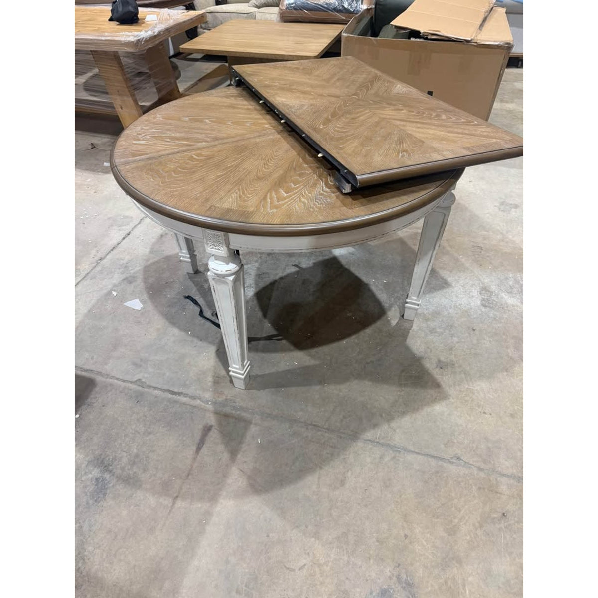 New Ashley Realyn Extendable Dining Table | 48”-72” Round to Oval | Delivery Available