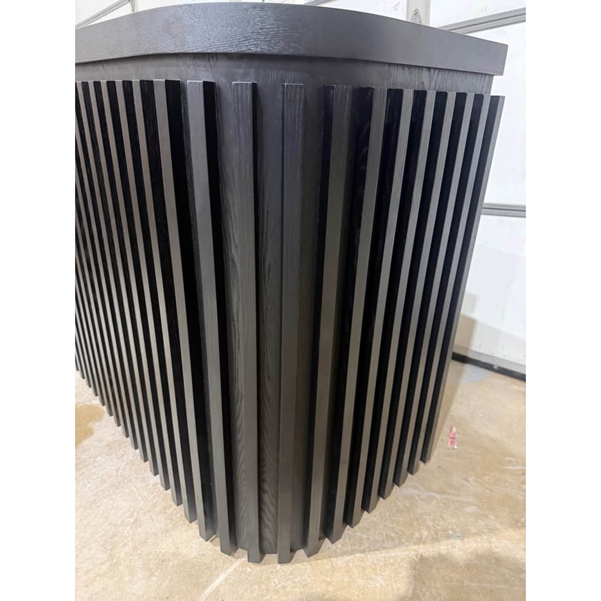 Modern Curved Fluted Reception Desk / Checkout Counter – Commercial Grade | Small Defects