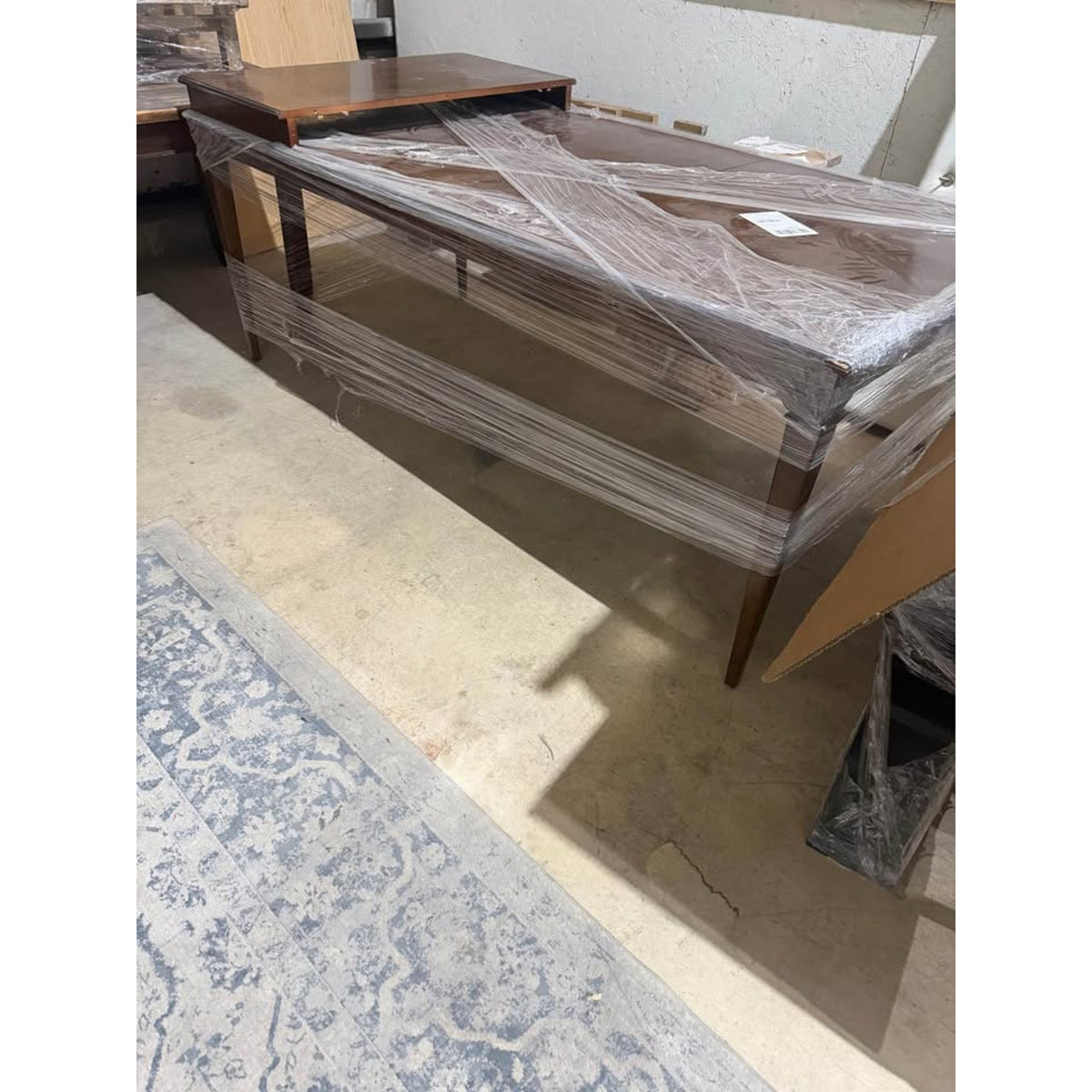 104” Extendable Dining Table Seats 10-12 – Retail $3,000+ Solid Wood Woodbridge Brand Delivery Avail