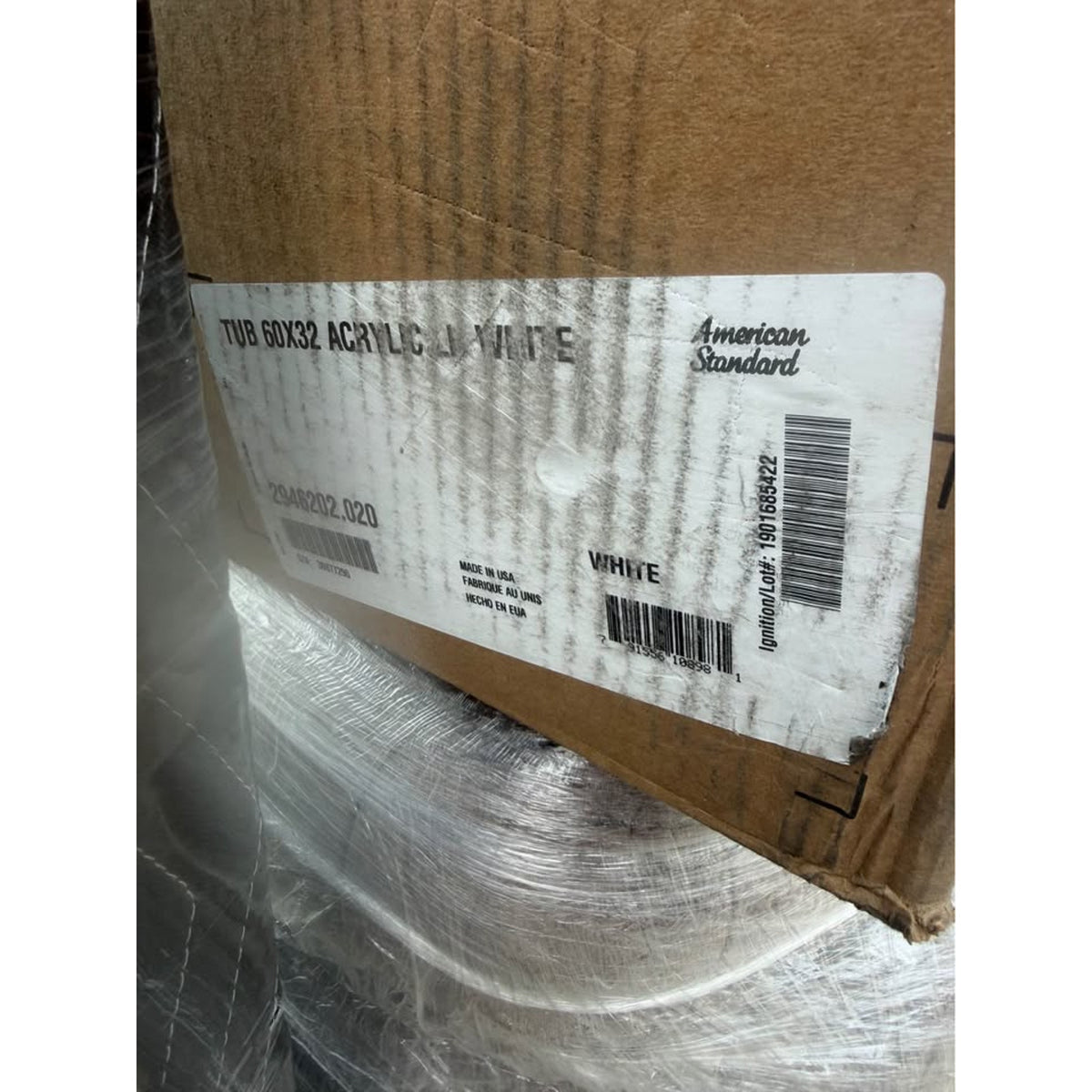 American Standard Studio 60” x 32” Acrylic Bathtub – White – Retail $965 – Delivery Available