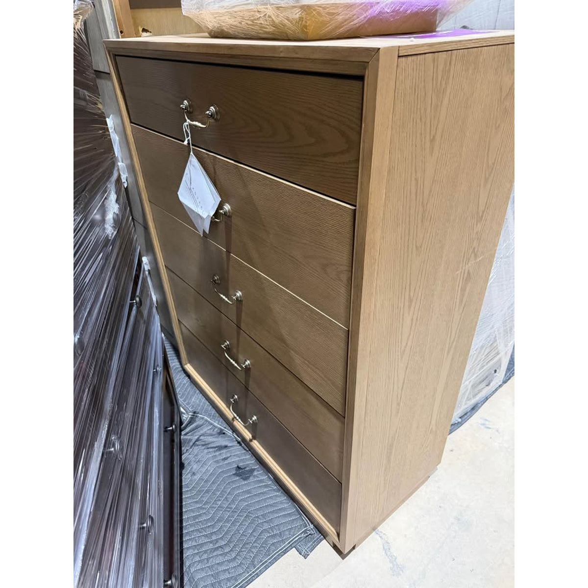 5-Drawer Oak Dresser – Flexsteel Arlington – Retail $1,449 – Delivery Available