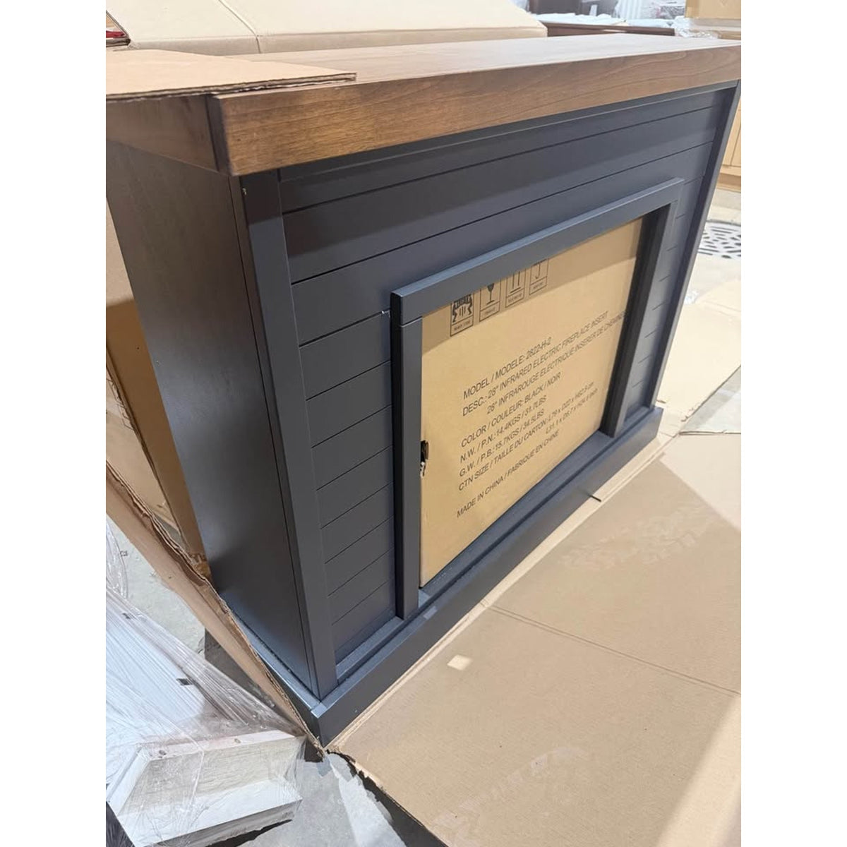New 48” Electric Fireplace & Mantle Adjustable Flame/Heat Remote $1299 Delivery Available