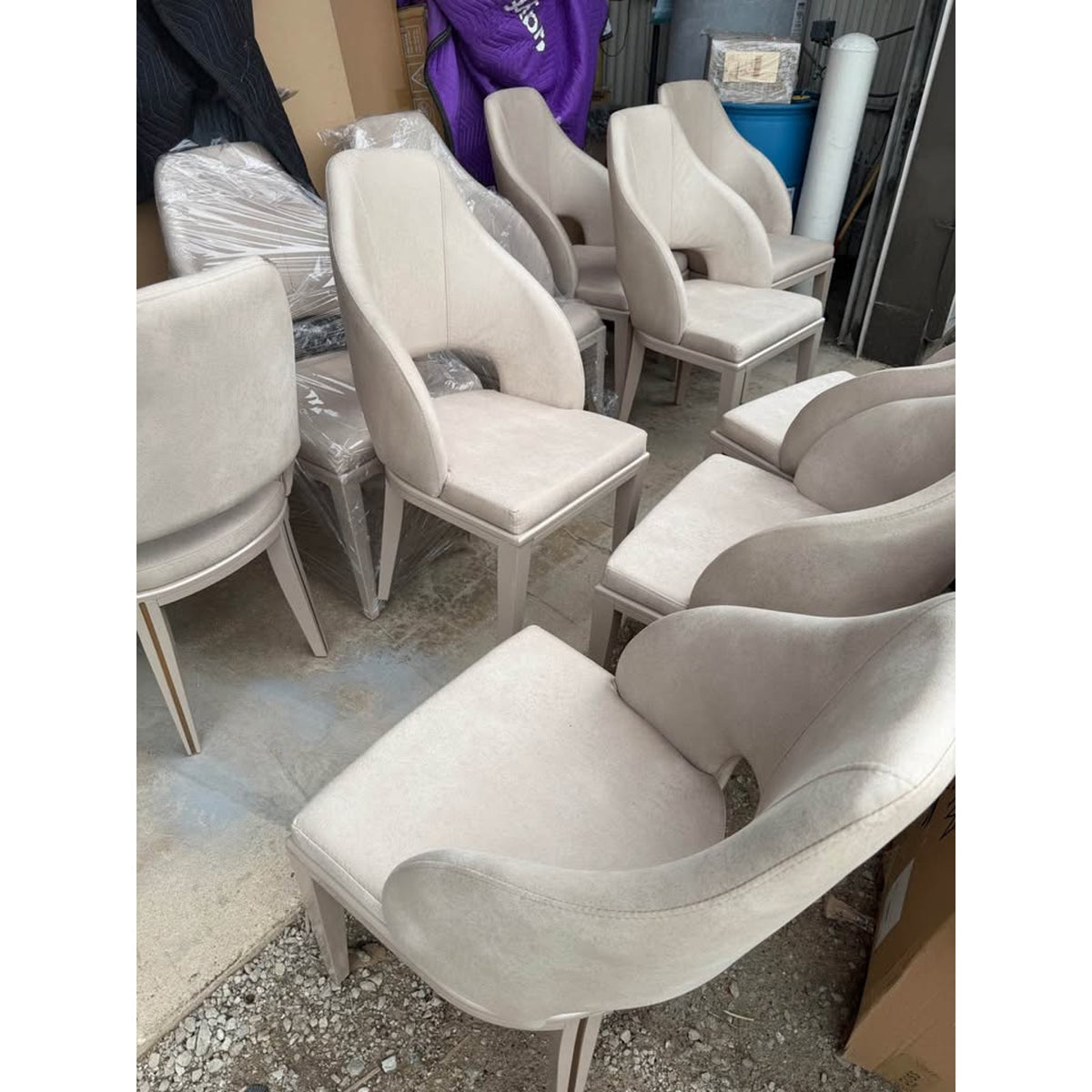 13-Piece Oversized Dining Set – Seats 12 – Retail $8,499 – Delivery Available