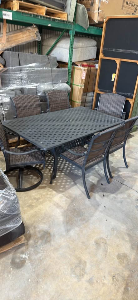 7-Piece Outdoor Patio Dining Set – 72″ Table & 6 Chairs